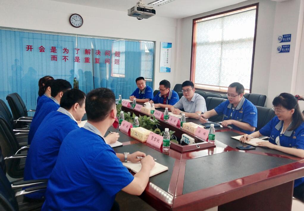 爱游戏体育-爱游戏(中国)一站式服务官方网站
,宏明日望,株洲电子科技,湖南电容器,株洲电容器,电容器